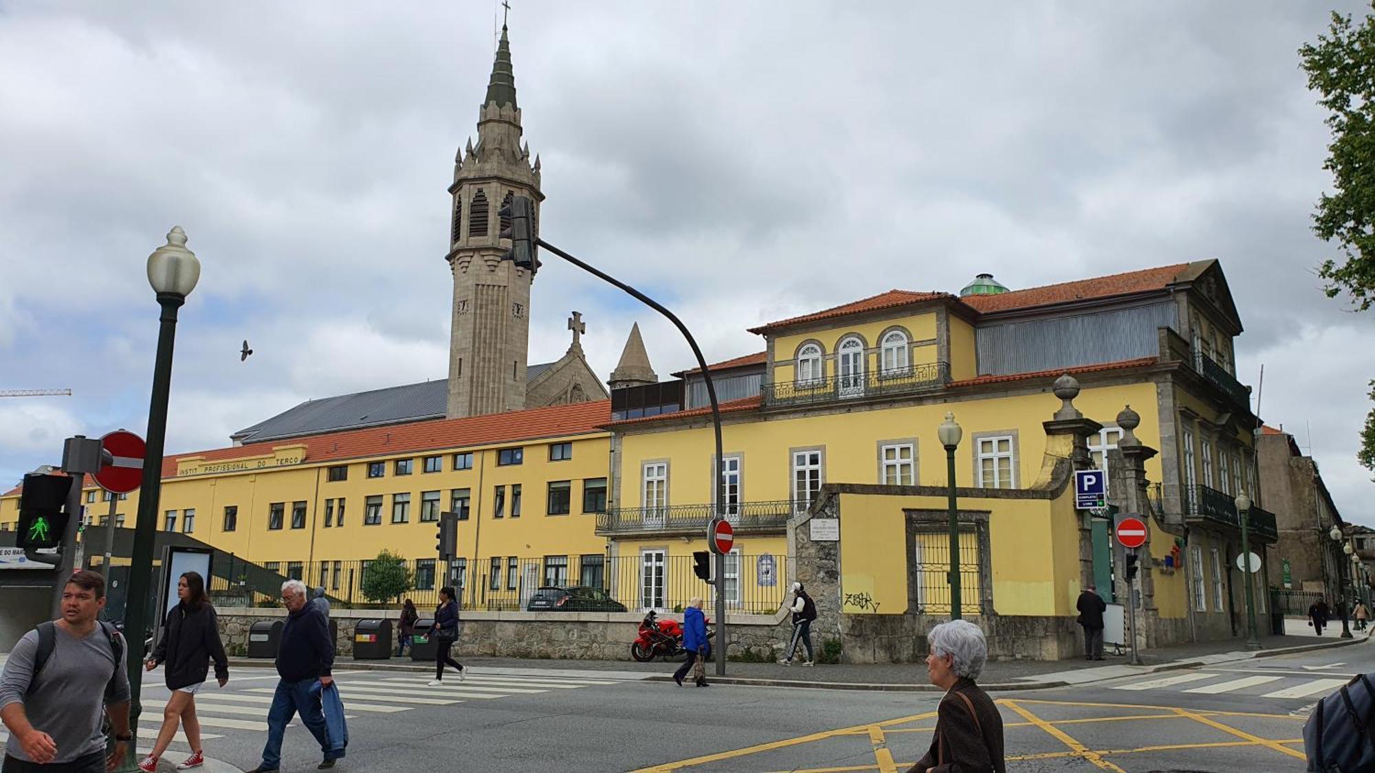 Downtown Porto With Parking Next To Subway Apartment Exterior foto