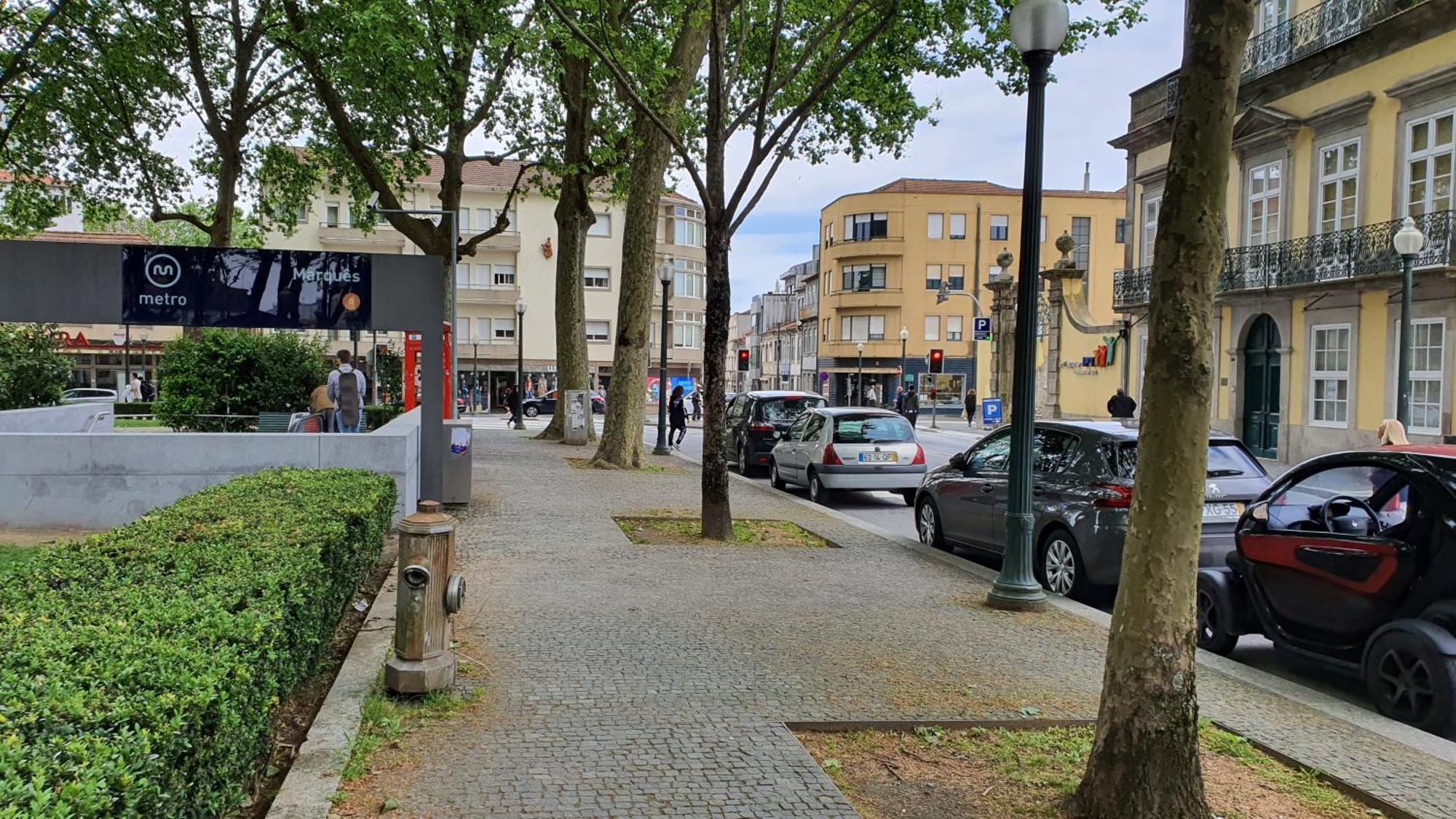 Downtown Porto With Parking Next To Subway Apartment Exterior foto