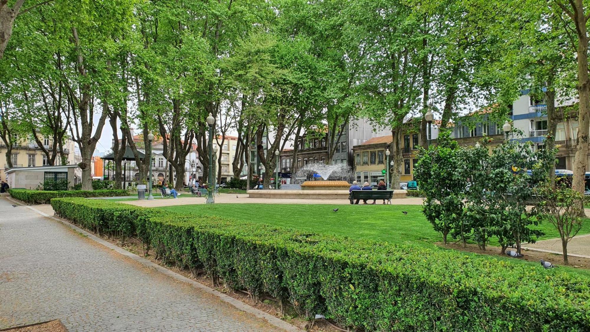 Downtown Porto With Parking Next To Subway Apartment Exterior foto